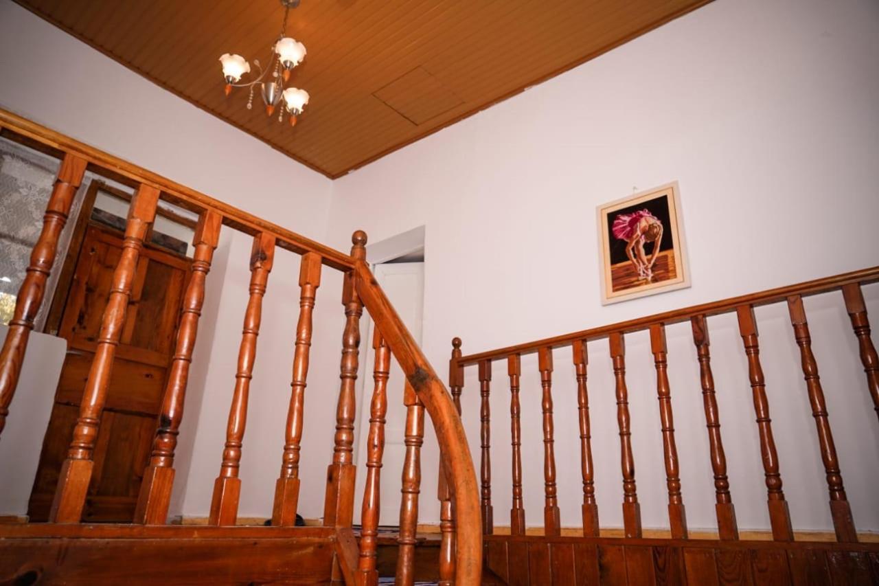 Flora'S Guesthouse 'The Fir Gate' Αργυρόκαστρο Εξωτερικό φωτογραφία