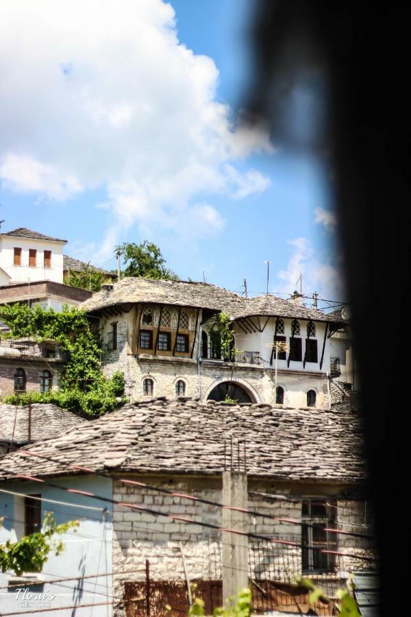 Flora'S Guesthouse 'The Fir Gate' Αργυρόκαστρο Εξωτερικό φωτογραφία